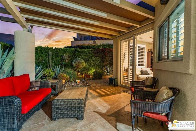 245 Canyon Circle 35, Palm Springs, CA 92264