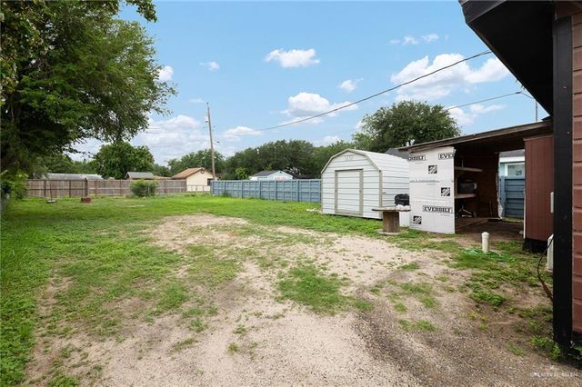 914 E Loeb Street, Edinburg, TX 78541