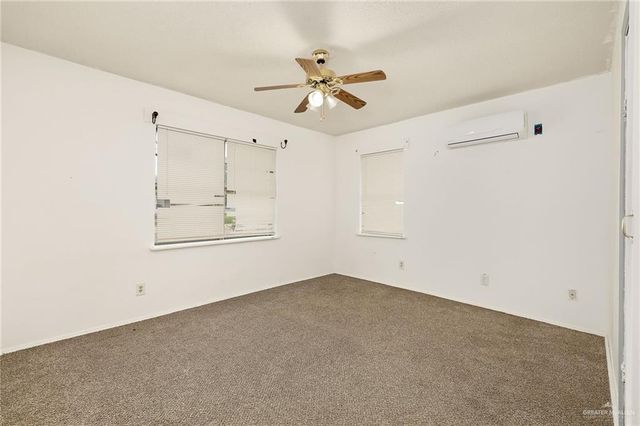 914 E Loeb Street, Edinburg, TX 78541