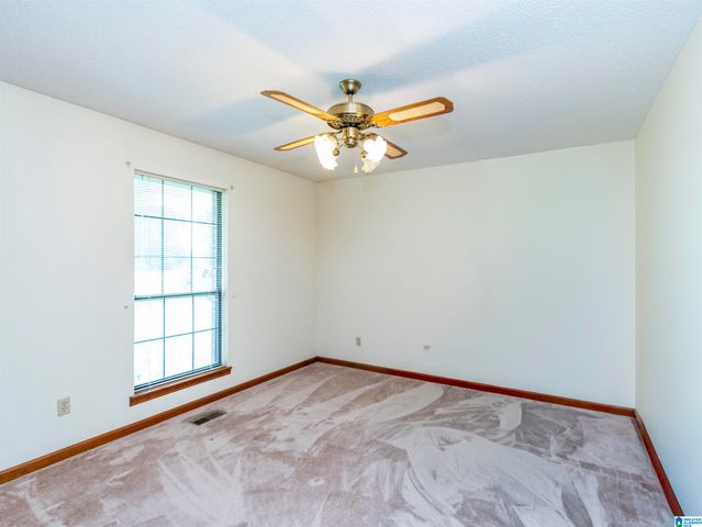 226 HIGHLAND DRIVE, Hueytown, AL 35023