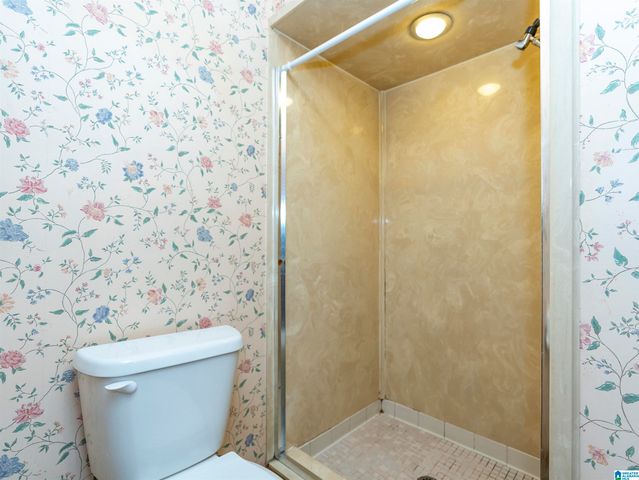 226 HIGHLAND DRIVE, Hueytown, AL 35023