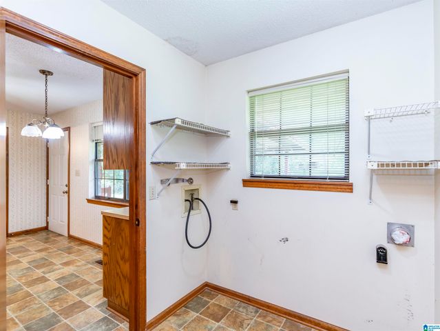 226 HIGHLAND DRIVE, Hueytown, AL 35023