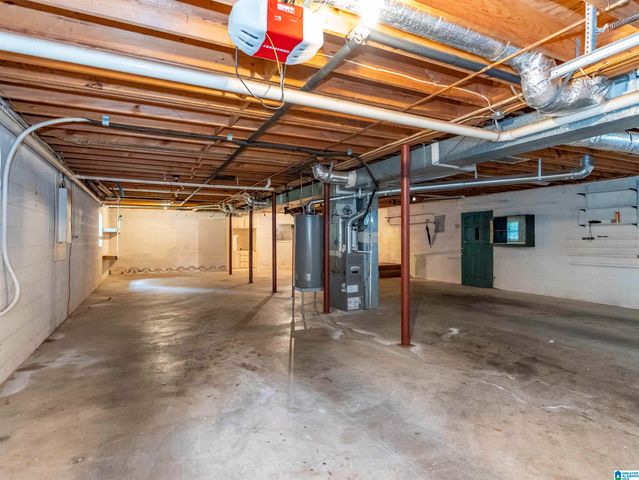 226 HIGHLAND DRIVE, Hueytown, AL 35023