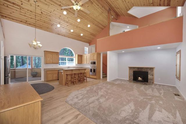 1861 Rubicon Rd, Georgetown, CA 95634