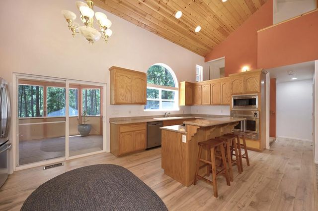 1861 Rubicon Rd, Georgetown, CA 95634