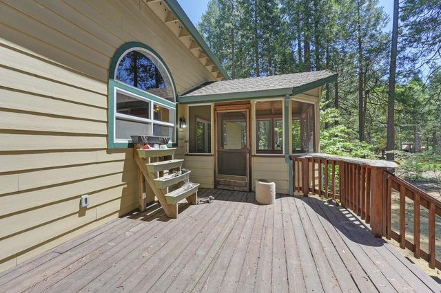 1861 Rubicon Rd, Georgetown, CA 95634