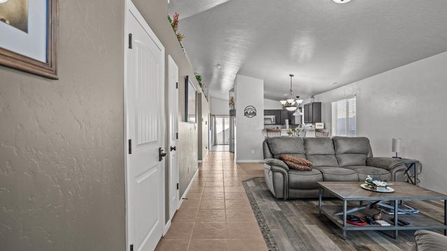 2458 Hannah Lane, Grand Junction, CO 81505