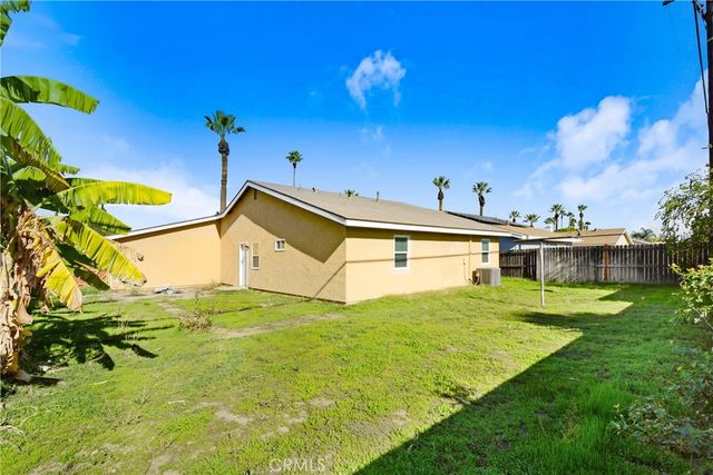 3015 Spruce Street, Rialto, CA 92376