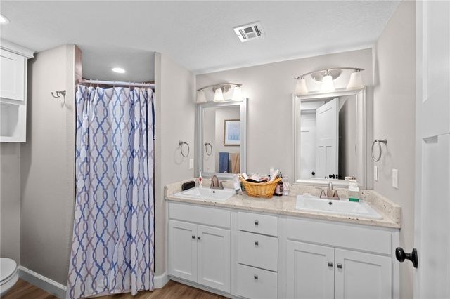 18046 County Road 558, Colcord, OK 74338