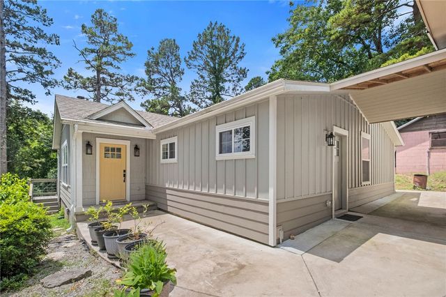 18046 County Road 558, Colcord, OK 74338