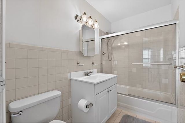 195 AVENUE A, Bayonne, NJ 07002