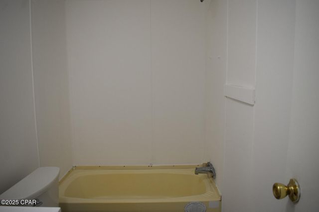 2730 E 12th Street, Panama City, FL 32401