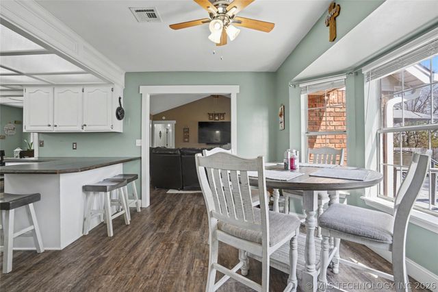 84 Southridge Drive, Pryor, OK 74361