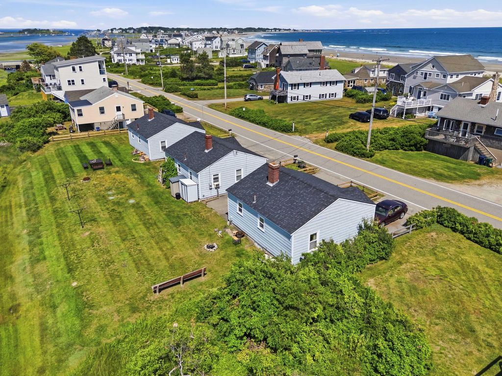 18-22 Fortunes Rocks Road, Biddeford, ME 04005 — exterior