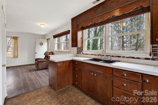 254 Wildwood Terrace, Marion, NC 28752