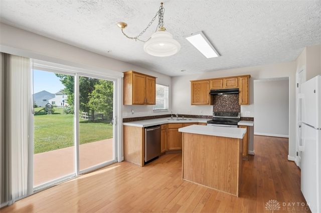 6591 Falling Leaves Court, Mason, OH 45040
