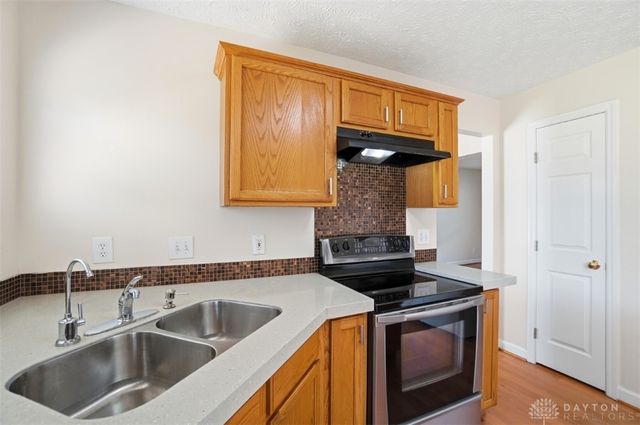 6591 Falling Leaves Court, Mason, OH 45040
