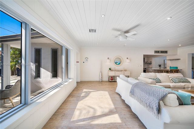 621 86th St, Miami Beach, FL 33141