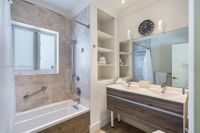 621 86th St, Miami Beach, FL 33141