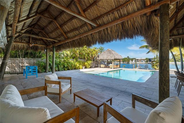 621 86th St, Miami Beach, FL 33141