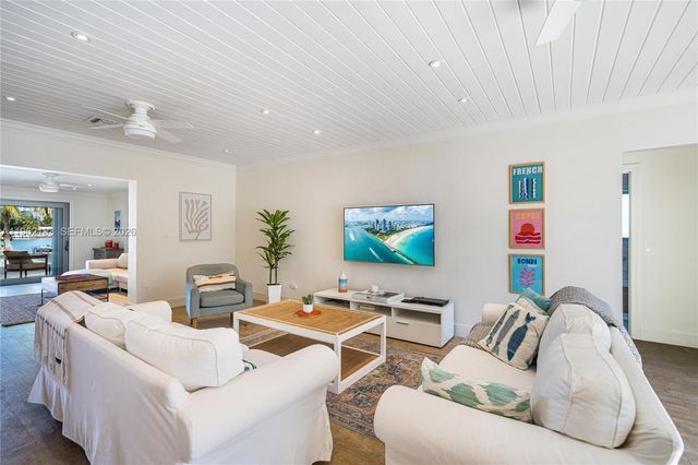 621 86th St, Miami Beach, FL 33141