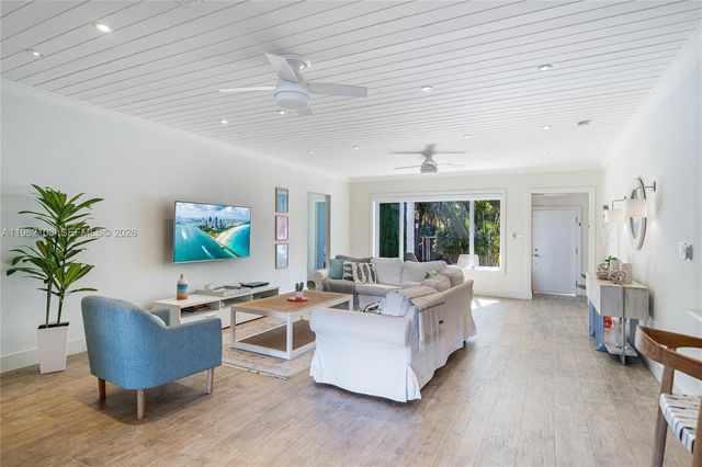 621 86th St, Miami Beach, FL 33141