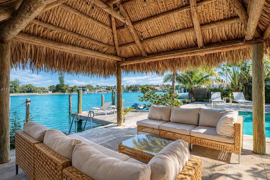 621 86th St, Miami Beach, FL 33141