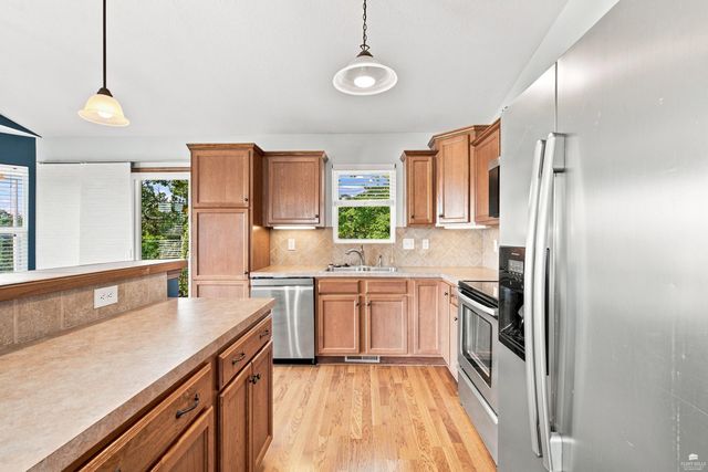 732 Fossilridge Circle, Manhattan, KS 66503