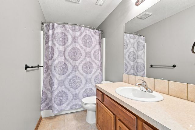 732 Fossilridge Circle, Manhattan, KS 66503
