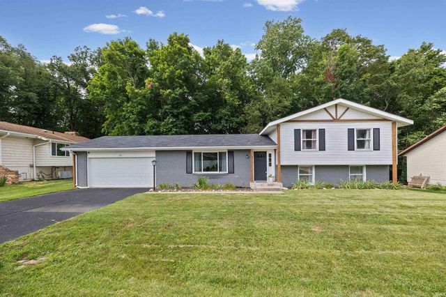 100 Foxwood Court, Lafayette, IN 47905