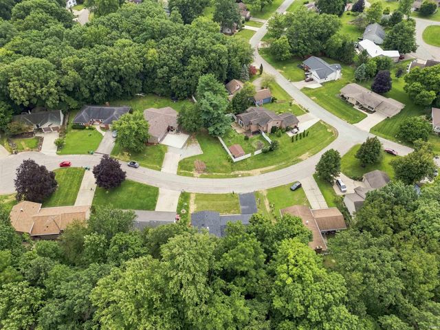 100 Foxwood Court, Lafayette, IN 47905