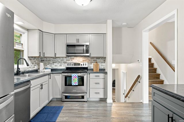 100 Foxwood Court, Lafayette, IN 47905