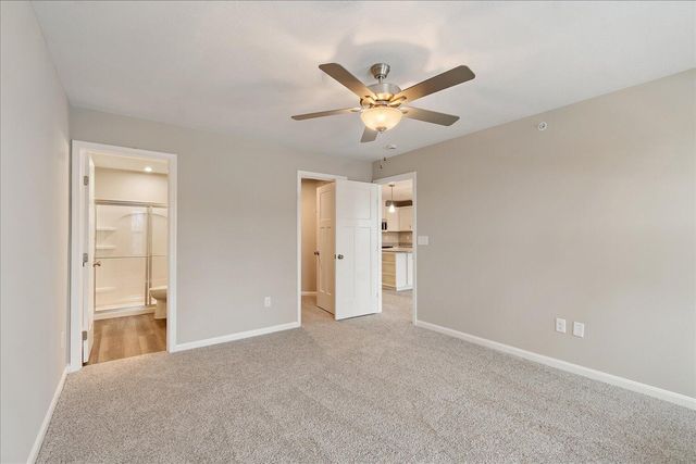 520 Foxhill Drive, 14-103, Crescent Springs, KY 41017