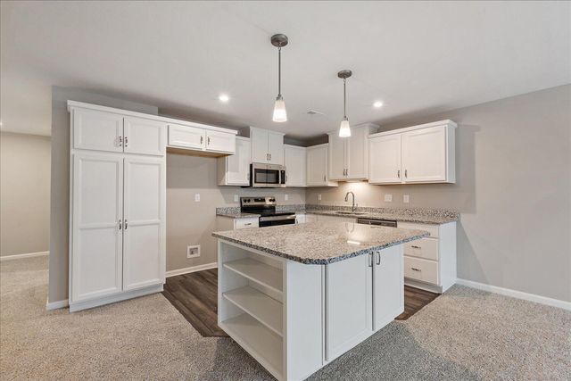 520 Foxhill Drive, 14-103, Crescent Springs, KY 41017