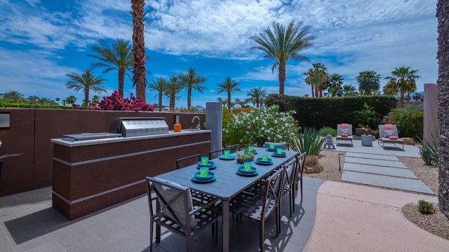 2 Dominion Court, Rancho Mirage, CA 92270