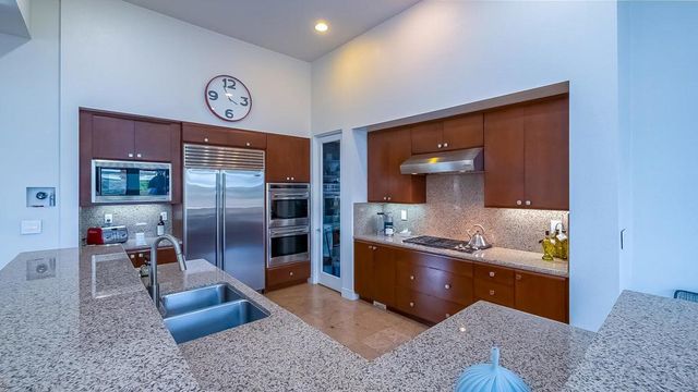 2 Dominion Court, Rancho Mirage, CA 92270