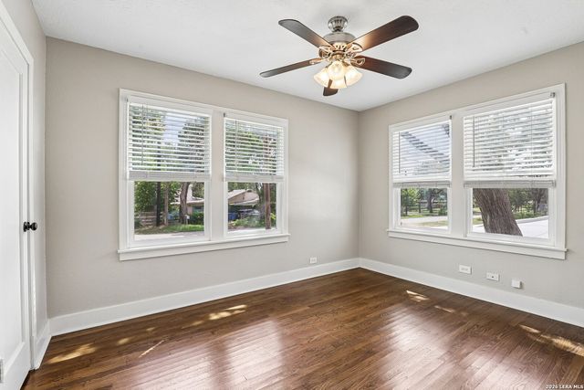 1187 MADELINE ST, New Braunfels, TX 78132