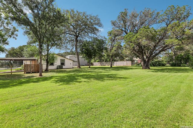 1187 MADELINE ST, New Braunfels, TX 78132