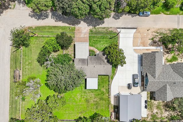 1187 MADELINE ST, New Braunfels, TX 78132