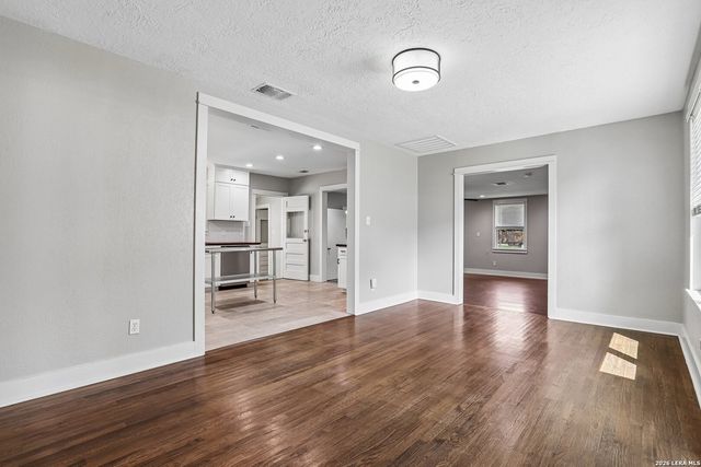 1187 MADELINE ST, New Braunfels, TX 78132