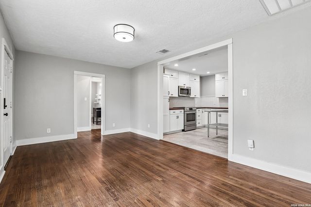 1187 MADELINE ST, New Braunfels, TX 78132