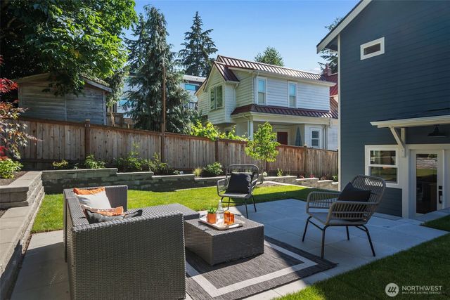 1822 31st Avenue, Seattle, WA 98122