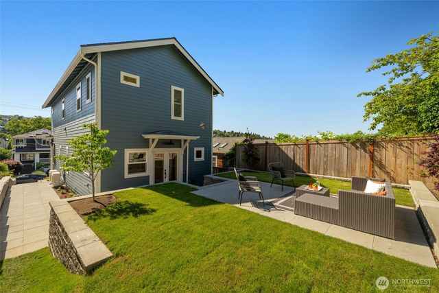 1822 31st Avenue, Seattle, WA 98122