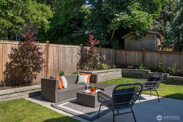 1822 31st Avenue, Seattle, WA 98122