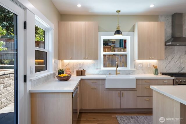 1822 31st Avenue, Seattle, WA 98122