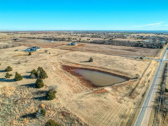 21200 Rush Creek Road, Edmond, OK 73025