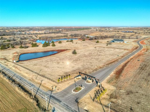 21200 Rush Creek Road, Edmond, OK 73025
