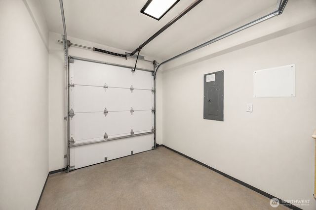 1255 NE 100th Street, Seattle, WA 98125
