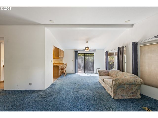 508 GAEL Ln, Myrtle Creek, OR 97457
