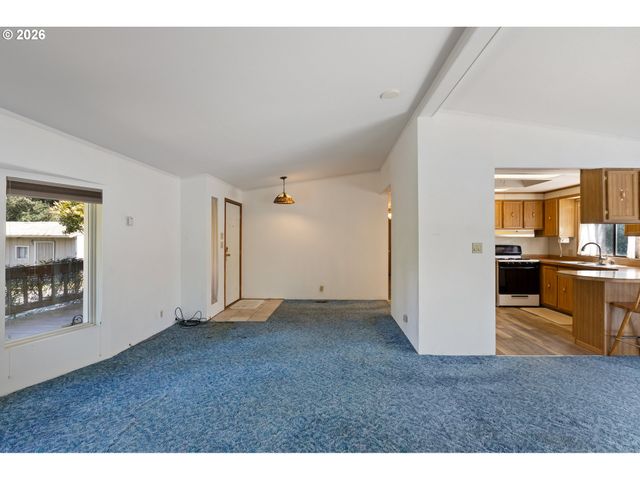 508 GAEL Ln, Myrtle Creek, OR 97457